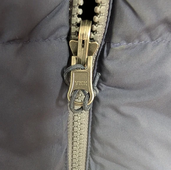 Men's Patagonia Reversible Navy Quilted Puffer Vest - Picture 6 of 6